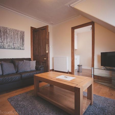 Bright & Airy Two Bed Set In Granite Apartment Aberdeen Exterior foto