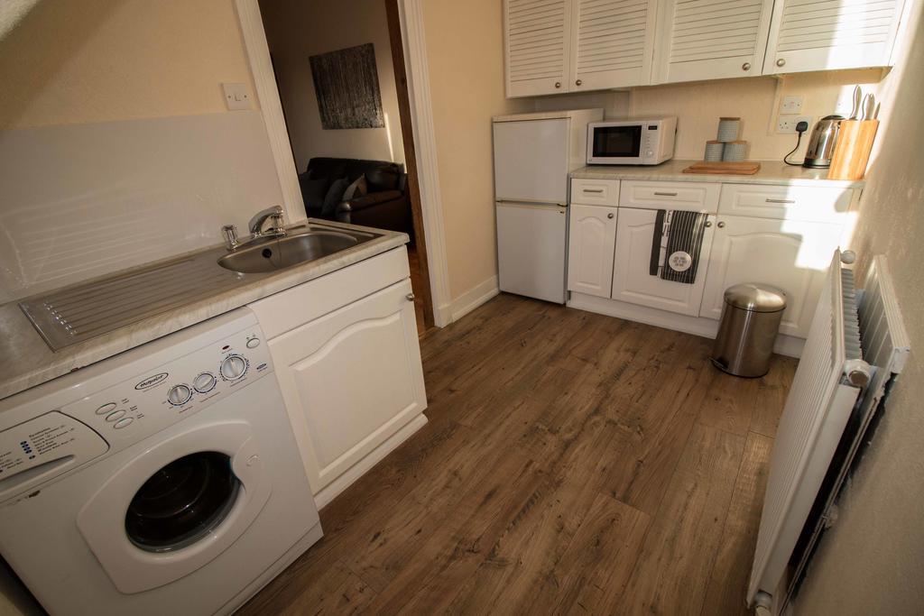 Bright & Airy Two Bed Set In Granite Apartment Aberdeen Exterior foto