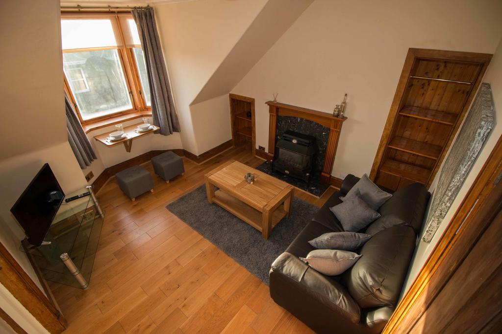 Bright & Airy Two Bed Set In Granite Apartment Aberdeen Exterior foto